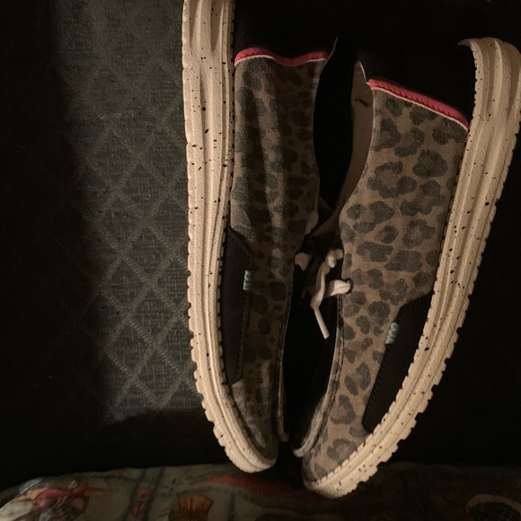 💜HEY DUDE* WENDY JUNGLE BROWN LADIES SZ9💜 - Picture 10 of 12